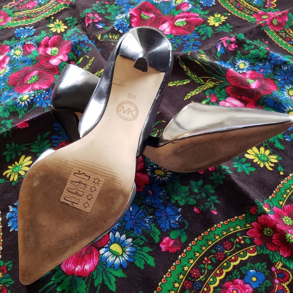 Michael Kors Heels - Picture 3 of 6